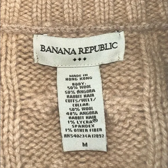 Banana Republic Cable Knit Sweater - Picture 3 of 3